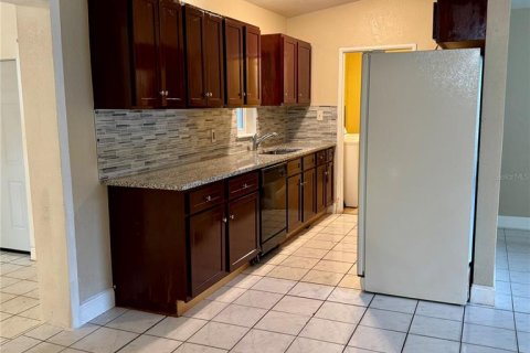 Casa en venta en Orlando, Florida, 3 dormitorios, 111.2 m2 № 2119104 - foto 9