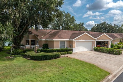 House in Mulberry, Florida 2 bedrooms, 166.39 sq.m. № 2283388