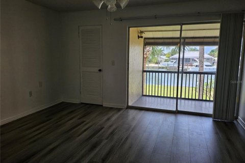 Condominio en venta en Apollo Beach, Florida, 2 dormitorios, 120.4 m2 № 2213118 - foto 18