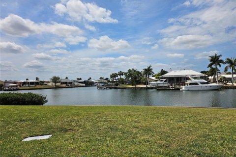 Condominio en venta en Apollo Beach, Florida, 2 dormitorios, 120.4 m2 № 2213118 - foto 14