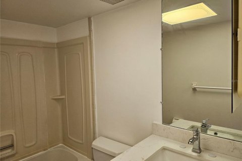 Condominio en venta en Apollo Beach, Florida, 2 dormitorios, 120.4 m2 № 2213118 - foto 15