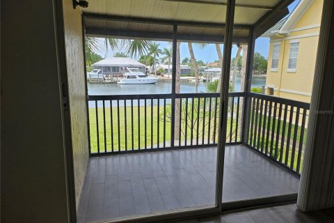Condominio en venta en Apollo Beach, Florida, 2 dormitorios, 120.4 m2 № 2213118 - foto 13