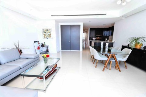 Condominio en venta en Aventura, Florida, 4 dormitorios, 214.33 m2 № 1979972 - foto 4