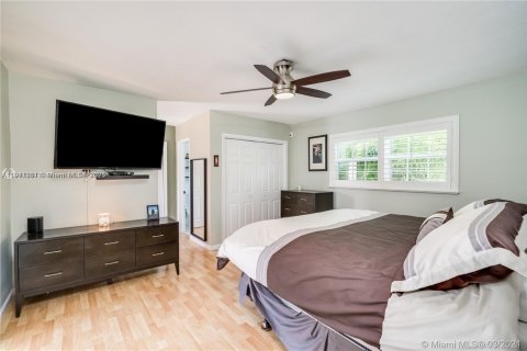 Снять в аренду виллу или дом в Холливуд, Флорида 4 спальни, 161м2, № 1969637 - фото 22