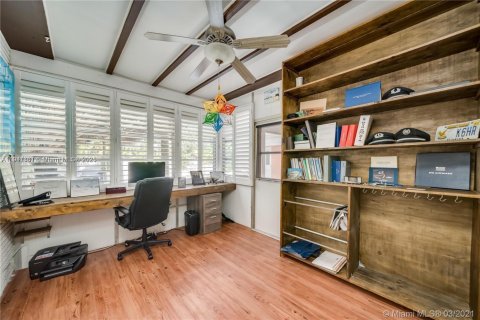 Снять в аренду виллу или дом в Холливуд, Флорида 4 спальни, 161м2, № 1969637 - фото 18