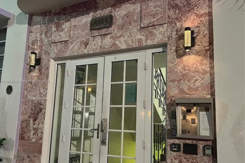 Copropriété à vendre à Miami Beach, Floride: 1 chambre, 54.81 m2 № 1860104 - photo 1
