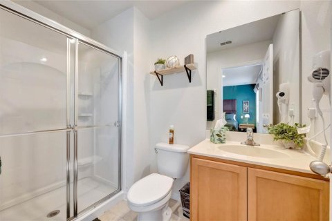 Touwnhouse à vendre à Kissimmee, Floride: 2 chambres, 107.86 m2 № 2117489 - photo 11
