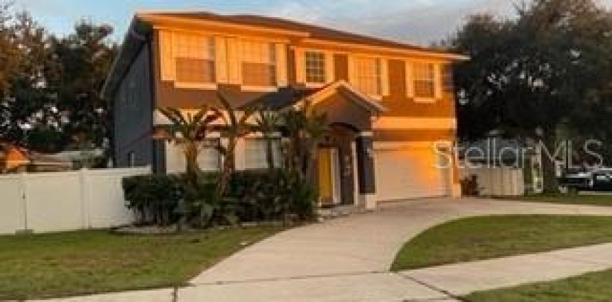 Casa en Clermont, Florida 4 dormitorios, 245.35 m2 № 1916356