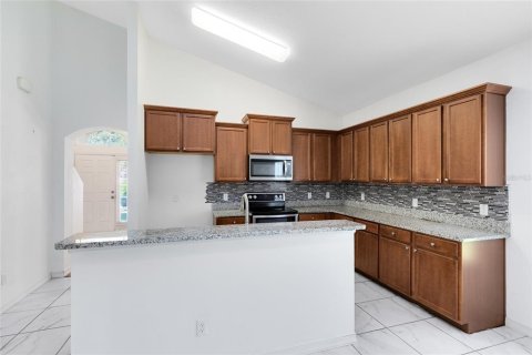 House in Orlando, Florida 4 bedrooms, 218.23 sq.m. № 1916762 - photo 11