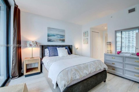 Condo in Miami, Florida, 1 bedroom  № 2041242 - photo 10