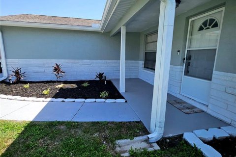 Casa en venta en Apollo Beach, Florida, 3 dormitorios, 127.28 m2 № 1784963 - foto 3