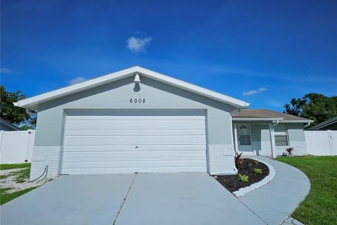 Casa en venta en Apollo Beach, Florida, 3 dormitorios, 127.28 m2 № 1784963 - foto 2