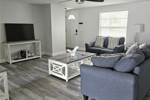 Casa en venta en Apollo Beach, Florida, 3 dormitorios, 127.28 m2 № 1784963 - foto 6