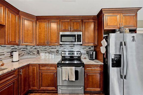 Villa ou maison à vendre à Valrico, Floride: 2 chambres, 137.59 m2 № 2403394 - photo 9