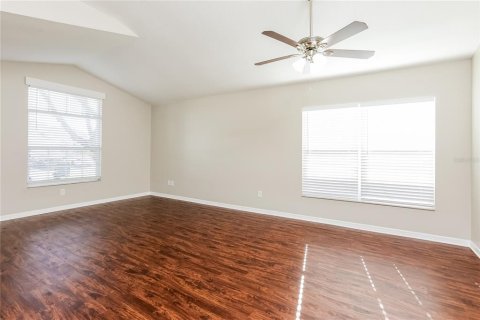 Villa ou maison à vendre à Valrico, Floride: 4 chambres, 202.9 m2 № 2266650 - photo 3