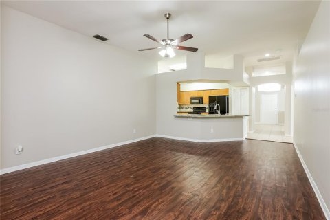 Villa ou maison à vendre à Valrico, Floride: 4 chambres, 202.9 m2 № 2266650 - photo 4