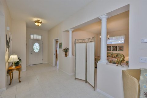 House in Sun City Center, Florida 2 bedrooms, 184.78 sq.m. № 1760262 - photo 8