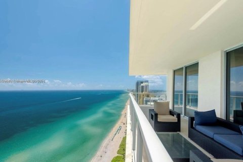 Copropriété à louer à Sunny Isles Beach, Floride: 2 chambres, 148.83 m2 № 1684220 - photo 2