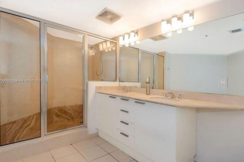 Copropriété à louer à Sunny Isles Beach, Floride: 2 chambres, 148.83 m2 № 1684220 - photo 22
