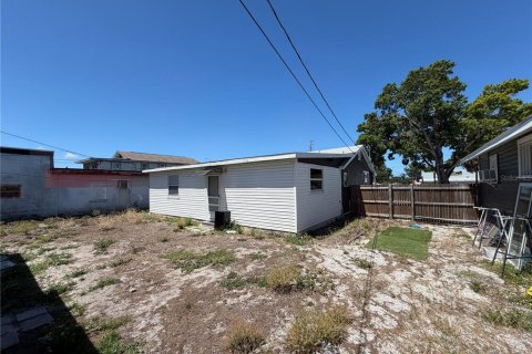 Commercial property in Clearwater, Florida 314.47 sq.m. № 2195505 - photo 11