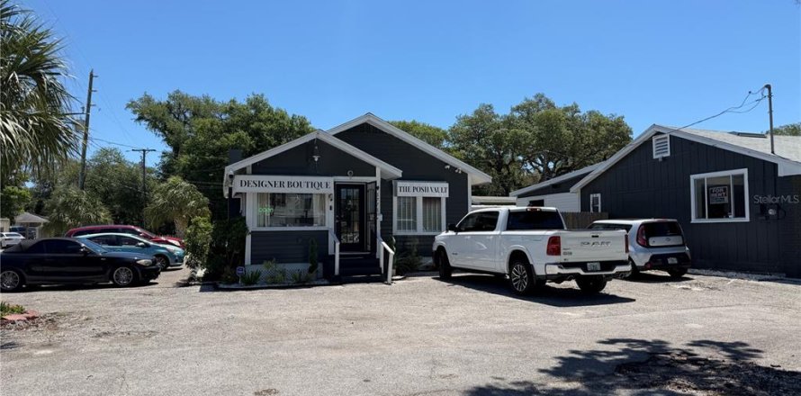 Commercial property in Clearwater, Florida 314.47 sq.m. № 2195505