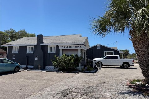 Commercial property in Clearwater, Florida 314.47 sq.m. № 2195505 - photo 7
