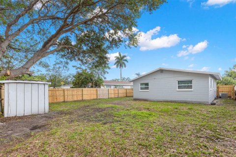 Villa ou maison à vendre à Saint Petersburg, Floride: 4 chambres, 116.03 m2 № 2302774 - photo 24