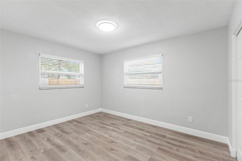 Villa ou maison à vendre à Saint Petersburg, Floride: 4 chambres, 116.03 m2 № 2302774 - photo 20
