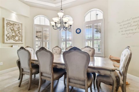 House in Fish Hawk, Florida 6 bedrooms, 434.23 sq.m. № 2212713 - photo 25