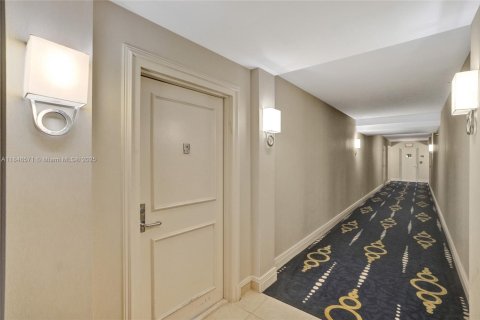 Copropriété à vendre à Aventura, Floride: 2 chambres, 126.81 m2 № 1845949 - photo 10