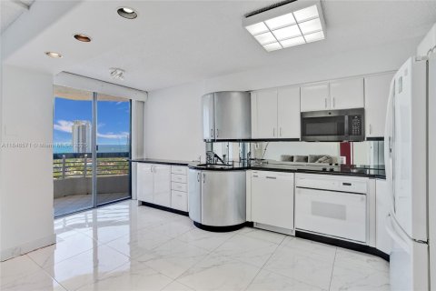 Copropriété à vendre à Aventura, Floride: 2 chambres, 126.81 m2 № 1845949 - photo 20