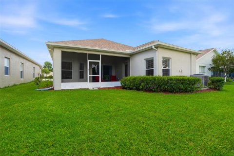 Villa ou maison à vendre à Land O' Lakes, Floride: 2 chambres, 156.35 m2 № 2217721 - photo 29