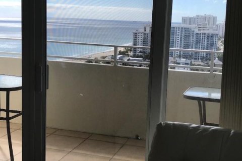Copropriété à louer à Pompano Beach, Floride: 2 chambres, 92.9 m2 № 2252725 - photo 14