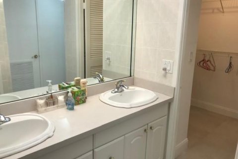 Copropriété à louer à Pompano Beach, Floride: 2 chambres, 92.9 m2 № 2252725 - photo 26