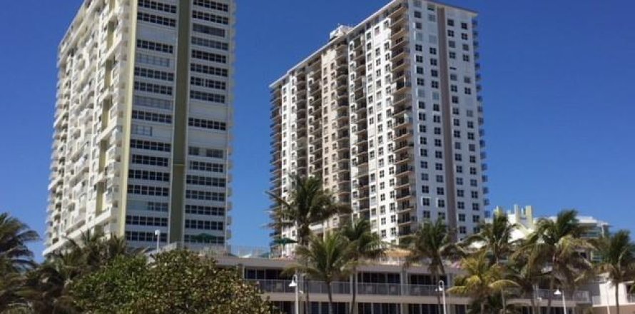Condo à Pompano Beach, Floride, 2 chambres  № 2252725