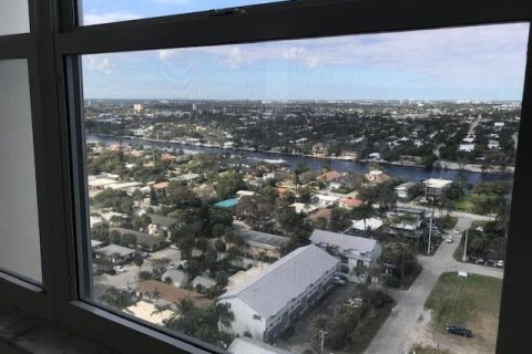 Copropriété à louer à Pompano Beach, Floride: 2 chambres, 92.9 m2 № 2252725 - photo 12