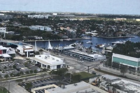 Copropriété à louer à Pompano Beach, Floride: 2 chambres, 92.9 m2 № 2252725 - photo 13