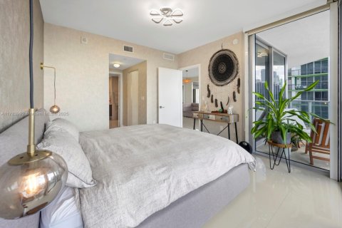 Condo in Miami, Florida, 2 bedrooms  № 1711323 - photo 15
