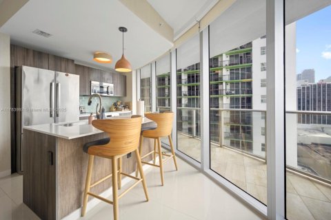 Condo in Miami, Florida, 2 bedrooms  № 1711323 - photo 10