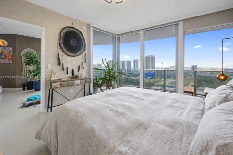 Condo in Miami, Florida, 2 bedrooms  № 1711323 - photo 14