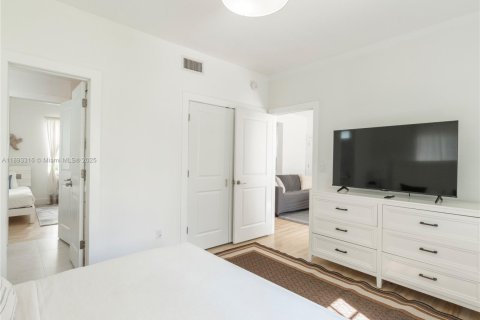 Appartement à louer à Miami Beach, Floride: 2 chambres, 88.26 m2 № 2169820 - photo 13