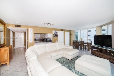 Condominio en venta en Sunny Isles Beach, Florida, 2 dormitorios, 102.19 m2 № 2008695 - foto 5