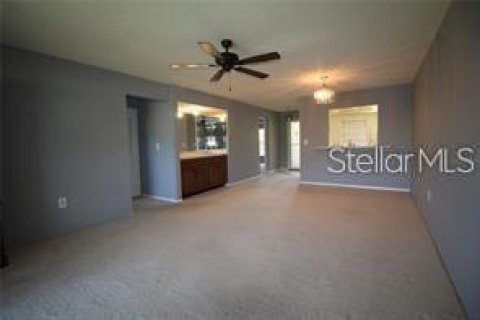Condo in Venice, Florida, 2 bedrooms  № 2236749 - photo 4