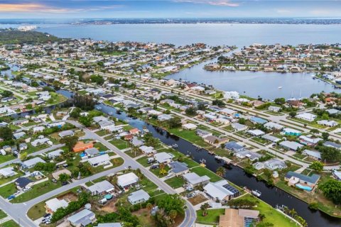 Casa en venta en Port Charlotte, Florida, 2 dormitorios, 89.19 m2 № 1801696 - foto 8