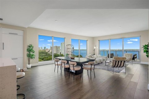 Снять в аренду кондоминиум в Тампа, Флорида 7 комнат, 269.04м2, № 1837979 - фото 11