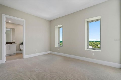 Снять в аренду кондоминиум в Тампа, Флорида 7 комнат, 269.04м2, № 1837979 - фото 27