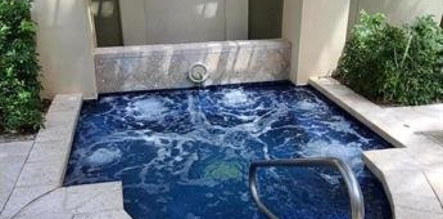 Condominio en Lantana, Florida, 1 dormitorio № 618614