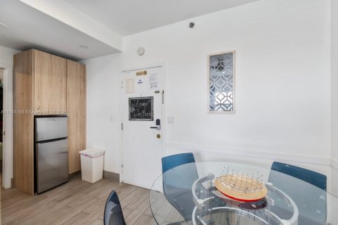 Condominio en venta en Miami Beach, Florida, 1 dormitorio, 38.09 m2 № 1967001 - foto 5
