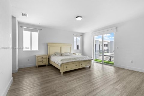 Villa ou maison à louer à Doral, Floride: 4 chambres, 258.45 m2 № 2038089 - photo 26