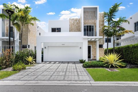 Villa ou maison à Doral, Floride 4 chambres, 258.45 m2 № 2038089